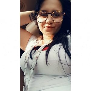 Meet your Posher, Sharon